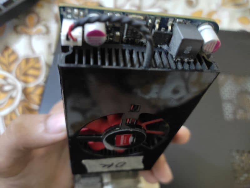 AMD HD7570 Graphics Card | 10/10 condition 4