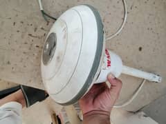 Royal delux ceiling Fan 10 by 10 condition