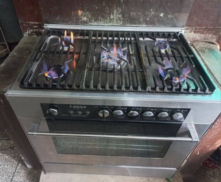Cooking Range/Oven/5 burner stove/Grill 1