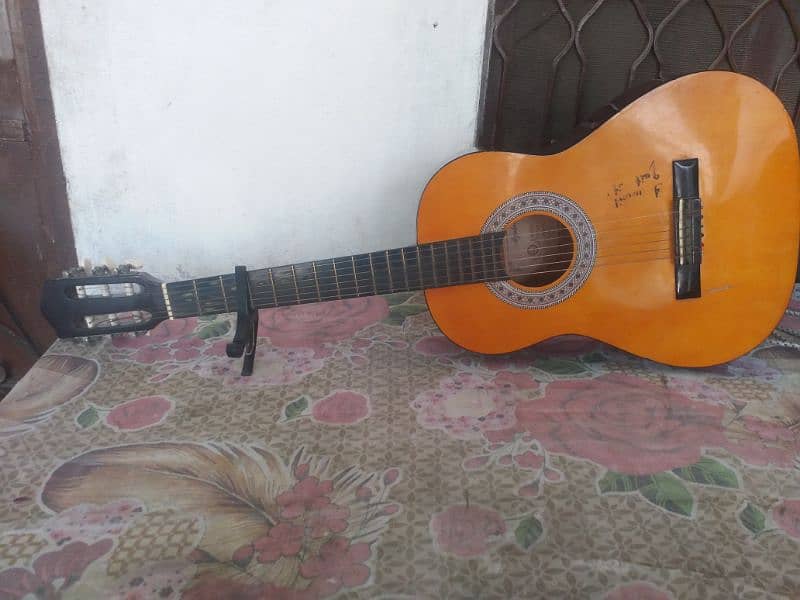 guitar 22inch with bagg 14