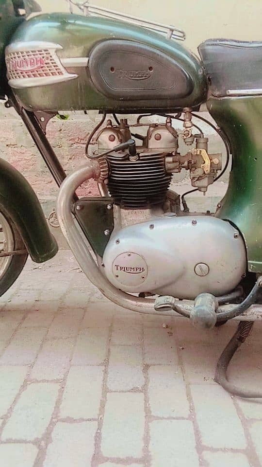 Vintage, Antique Triumph/BSA/Matchless/Ariel/Norton 1