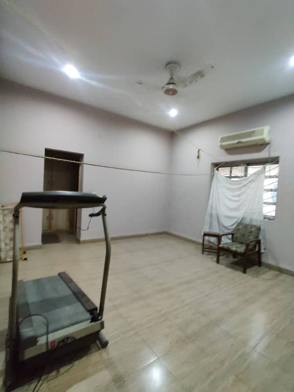 Upper Portion For Rent 8