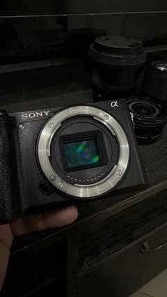 Sony  a6400 with kit lens and box