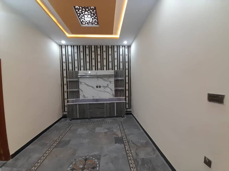 5.5 Marla House Available For Sale In Liaqat Coloney 6