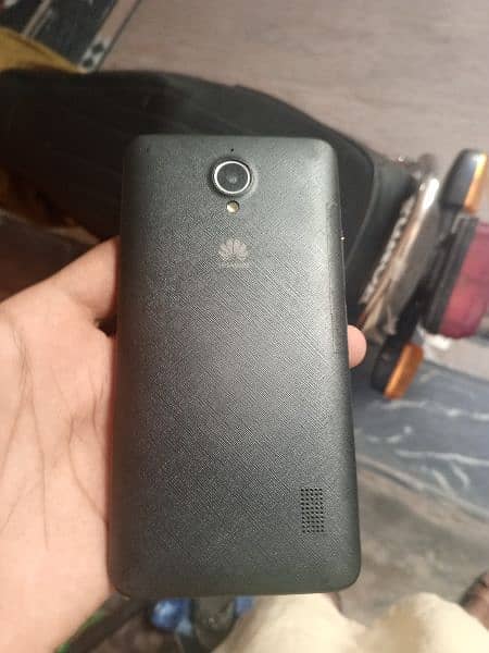 Huawei ka phone double sim support karta hai All okay pone h 0