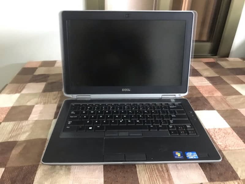 DELL E6330 laptop with charger and laptop bag 2