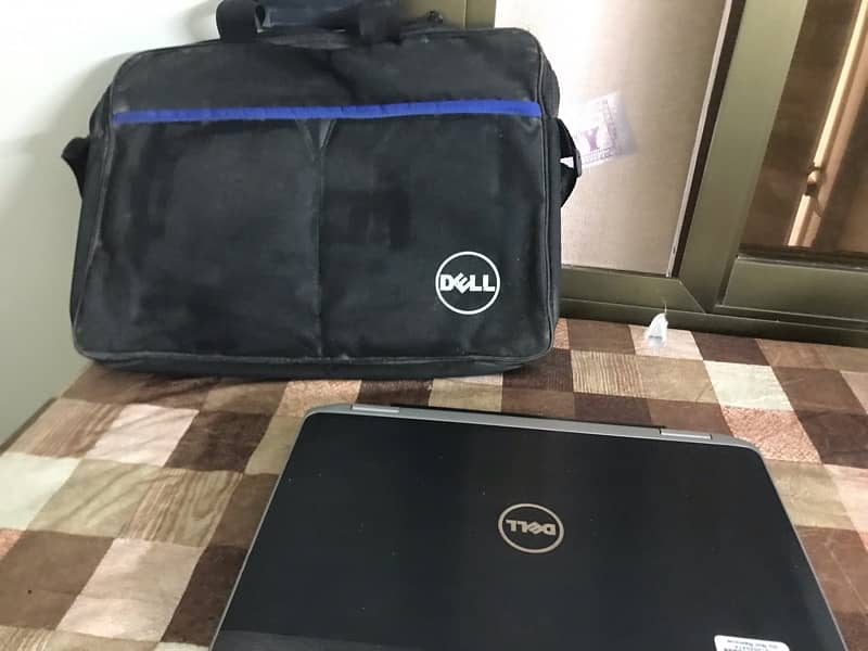 DELL E6330 laptop with charger and laptop bag 4