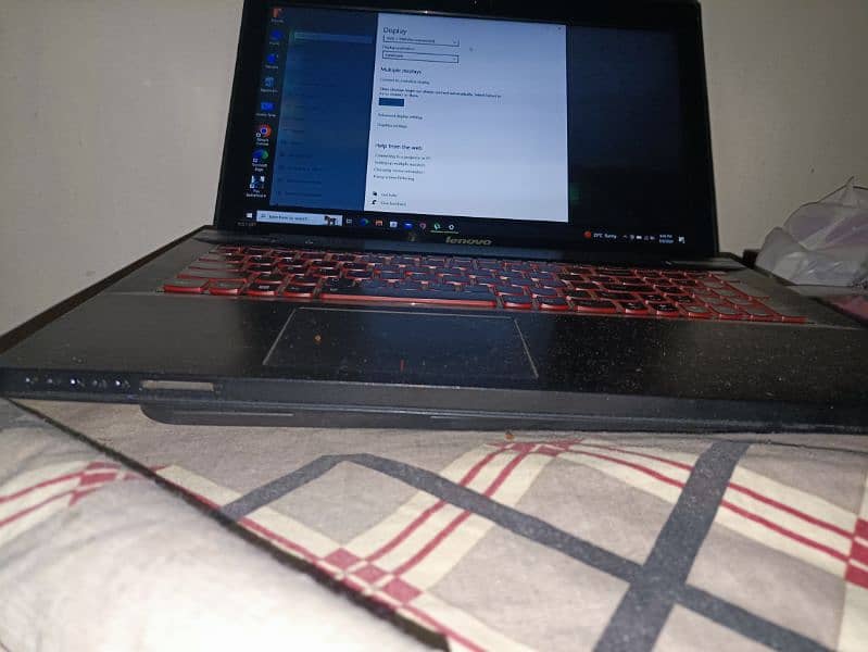 Lenovo Y510P Gaming Laptop 1