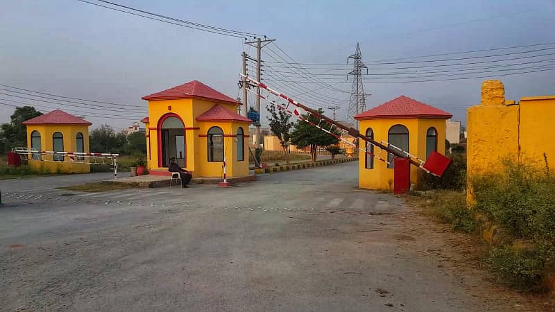 Taxila Garden Housing Society 5Marla possesion plot Available Very Reasonable price 4