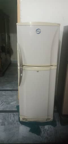 Pell Refrigerator in Good Working condition 0