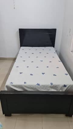 pair of single bed