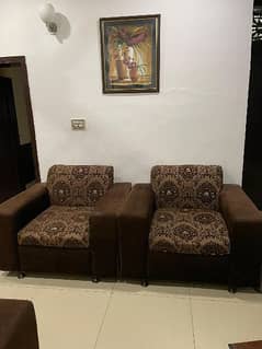 Beautiful 4 seater sofa (2 sets)