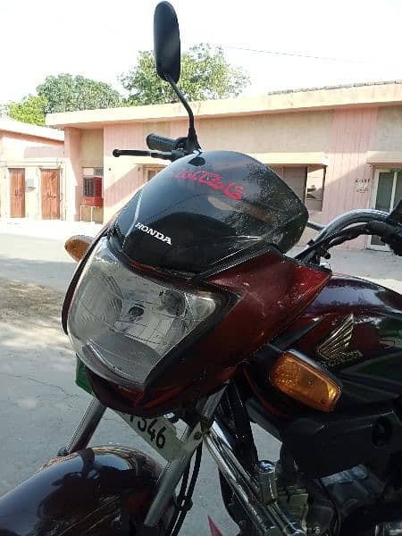 Honda pridor 2020 excellent condition available for sale at chashma 5