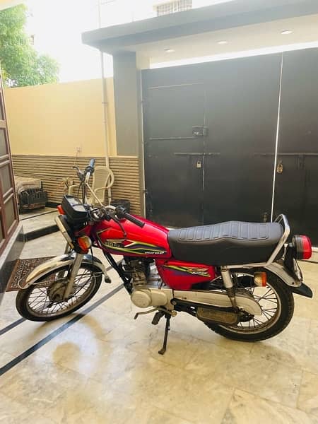 Super Power 125 in mint condition 3