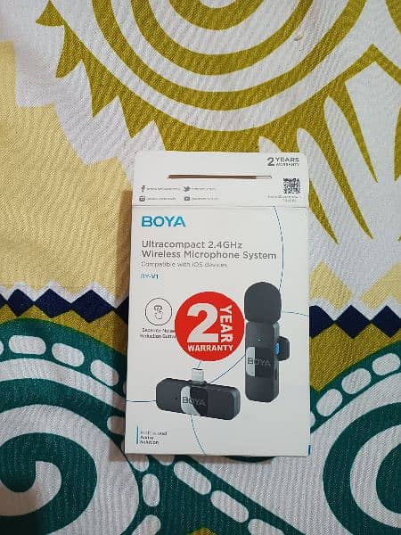 Boya wireless mic for iPhone 1