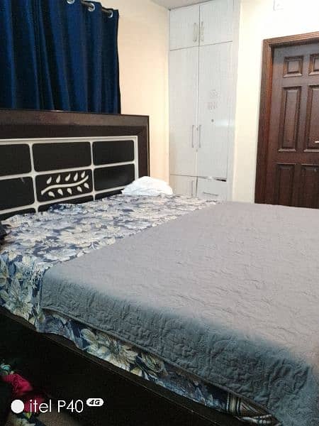 bedset with 2 side table singar table 2