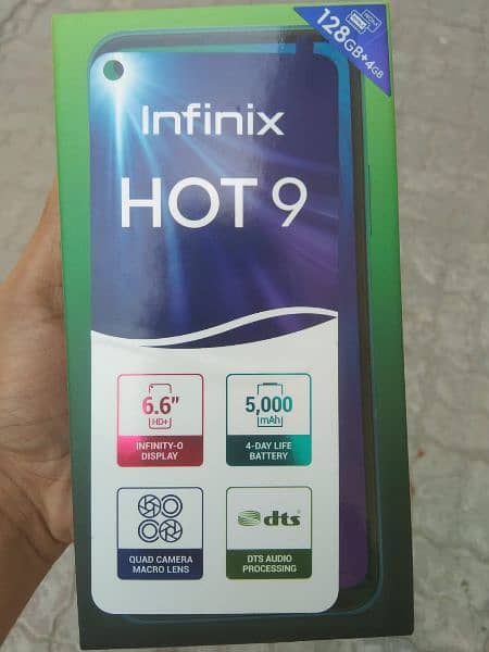 Infinix hot 9 with box and charger 4