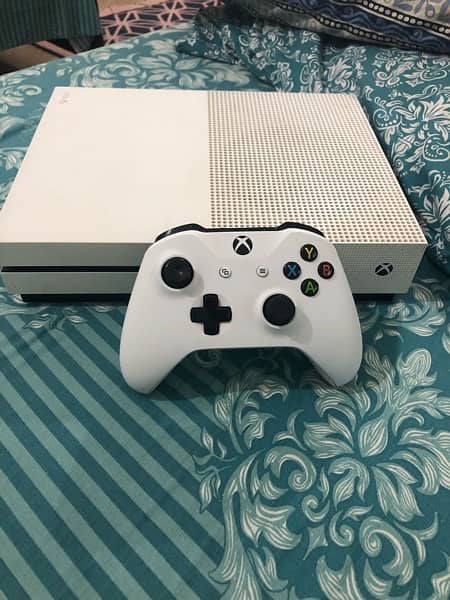 Xbox one s with 15 games 3