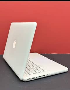 Apple Macbook 2010