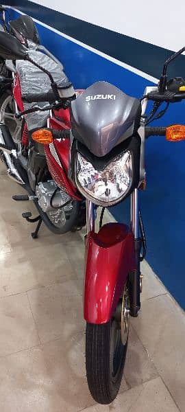 Suzuki GSX 125 2024 935 kilometres Raning 1