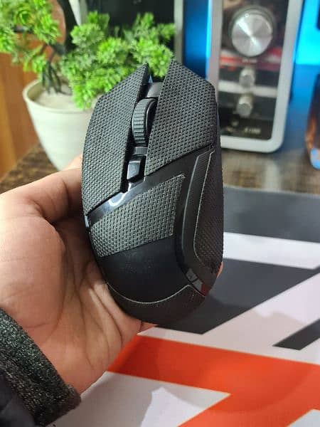 Razer Basilisk X HyperSpeed Wireless Gaming Mouse: Bluetooth & Wireles 4