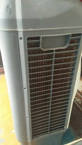 air coolar condition 10 by 10 ha use bi ziyda nhi howa ha. 5