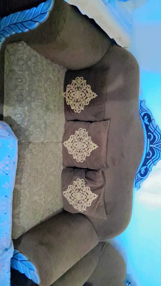 7 seater sofas 2 sets forsale 3