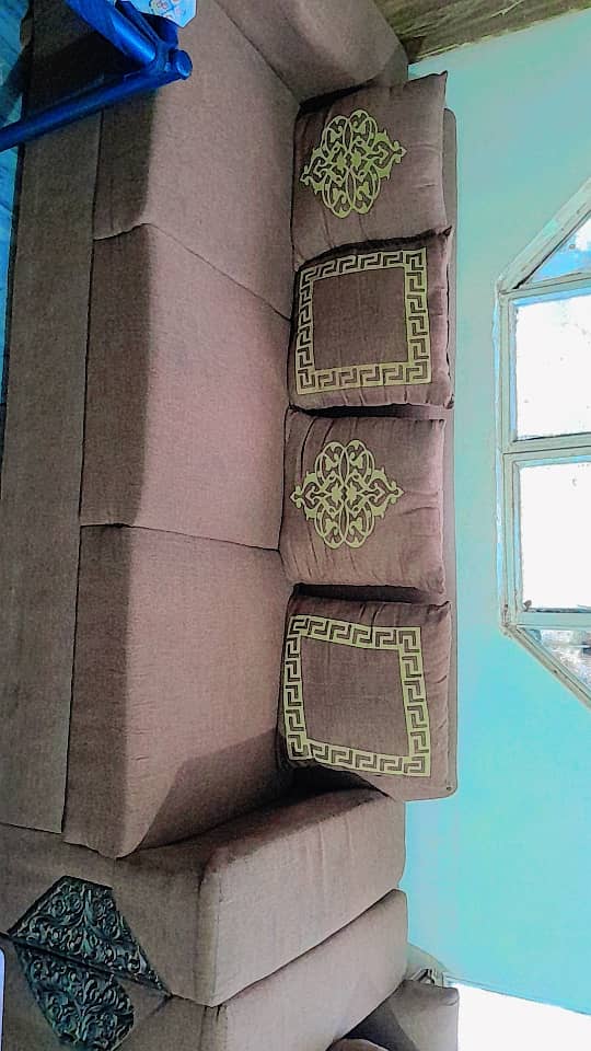 7 seater sofas 2 sets forsale 8