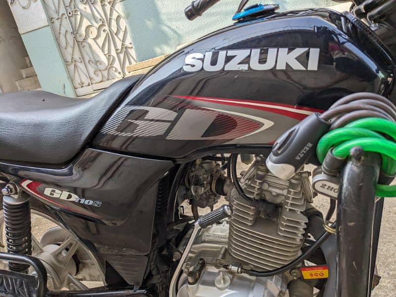 Selling Suzuki GD 110s bike 2