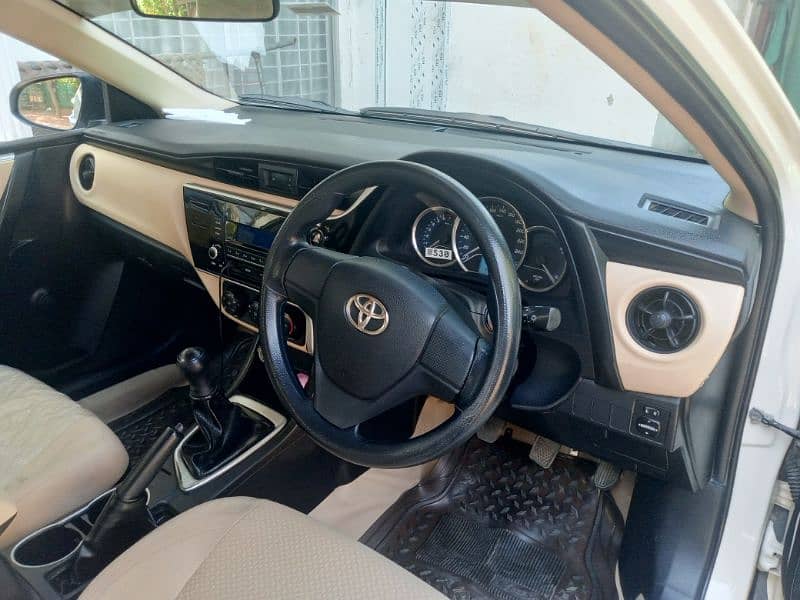 Toyota Corolla XLI 2018 9