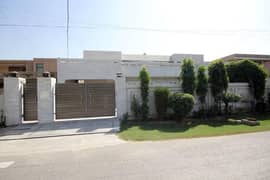 1 Kanal Single Story For Sale in DHA Phase 4 Lahore