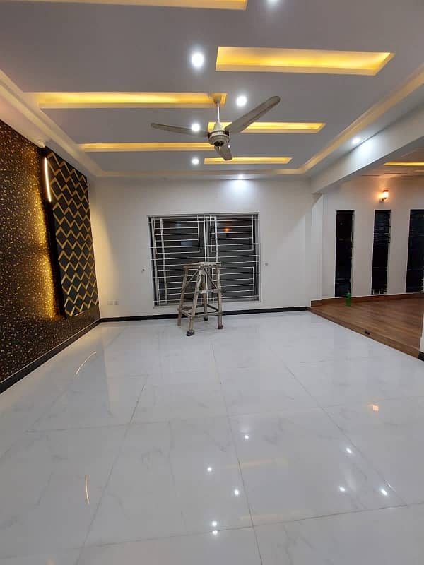 FAISAL TOWN BRAND NEW TEN MARLA DOUBLE STORIES BEAUTIFUL HOUSE FOR SALE IDEAL LOCATION NEAR MAIN ROAD 5
