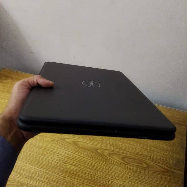 Dell Core i3 7th generation Laptop 3