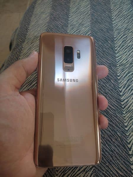 Samsung s9 plus flagship phone 2