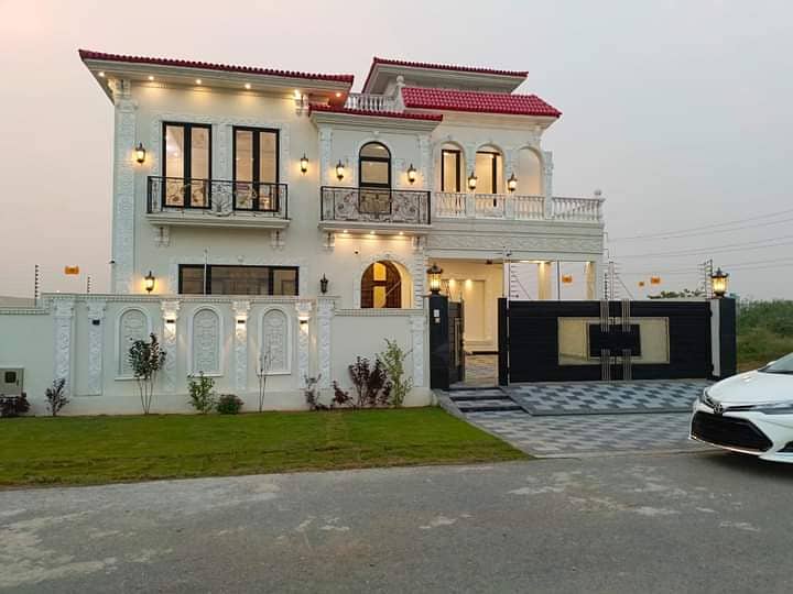 One Kanal Bungalow Available For Sale In DHA Phase 7 Lahore 0