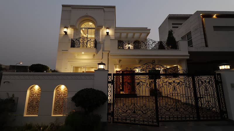 1 Kanal Full House Is Available For Sale In DHA Phase 7 Lahore 2