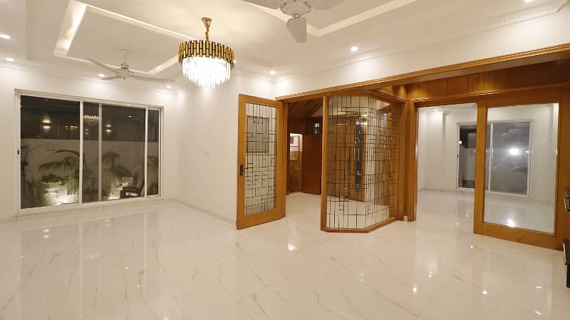 1 Kanal Full House Is Available For Sale In DHA Phase 7 Lahore 37