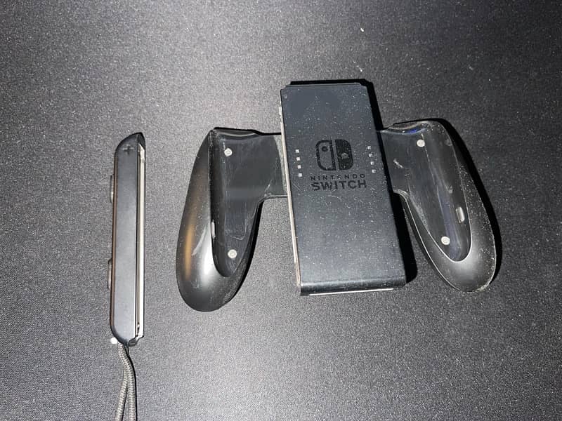 Nintendo switch with 3 games 3