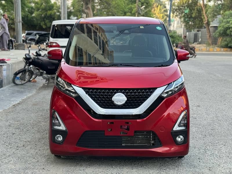 Nissan Dayz Highway Star 2019/2022 Hybrid Pro Pilot 1