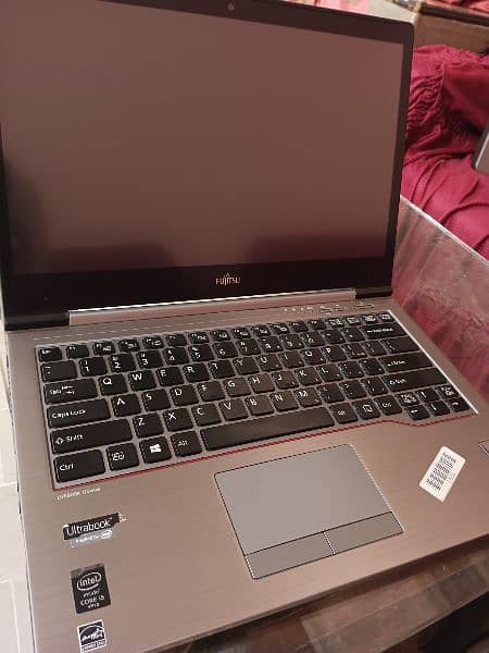 Fujisto Laptop I5_5th Generation 12/256 1