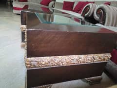 Center Tables set (2 small 1 large) in good condition for sale