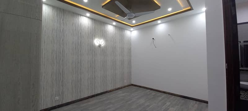 10 MARLA UPPER PORTION AVAILABLE FOR RENT DHA PHASE 6 3