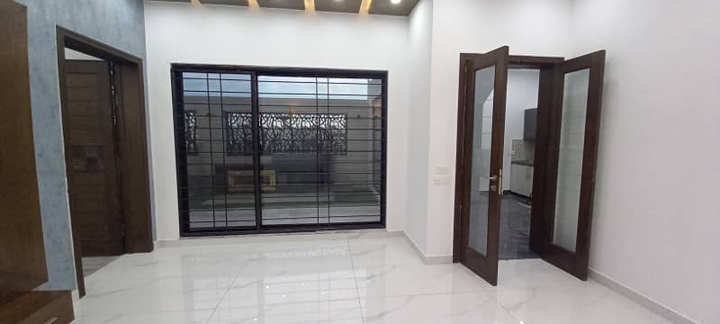 10 MARLA UPPER PORTION AVAILABLE FOR RENT DHA PHASE 6 8