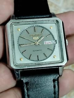 Antique Seiko 5 Vintage Watch square citizen Rolex orient