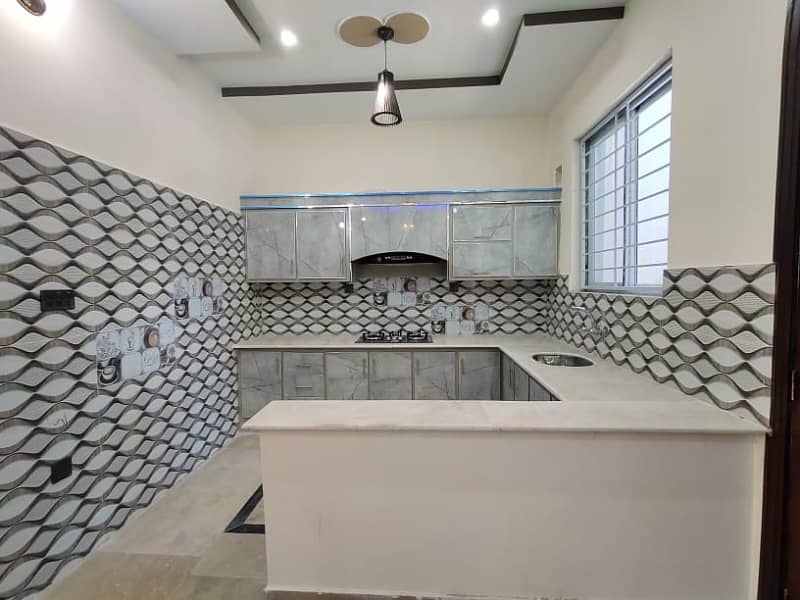 5 Marla UPper POrtion Available for Rent With Only Electricity Water Tanker and Gas Cylinder on Prime Location of Airport Housing Society Near Gulzare quid and Express Highway 41