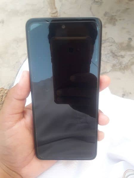 Infinix smart 8 plus 4