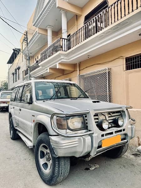 Mitsubishi Pajero 1993 0