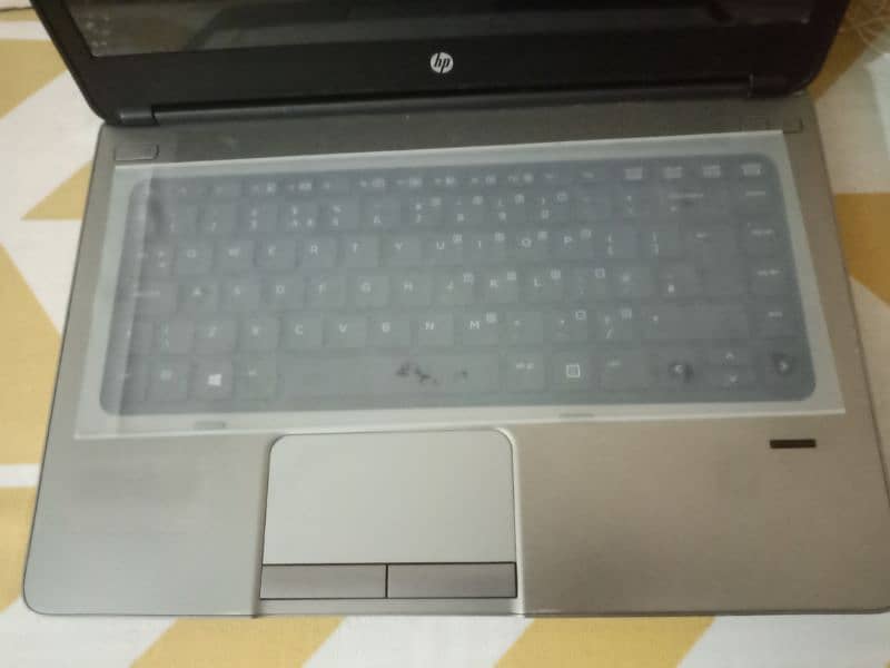 HP probook 03230683371 0