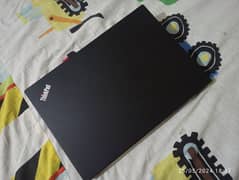 laptop think pad i5 8gen