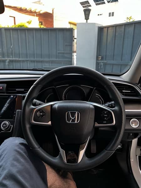 Honda Civic Oriel 2020 13